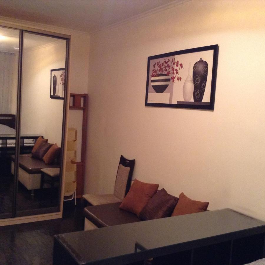 Ferienwohnung Двухкомнатная Возле Гулливера Kiew Exterior foto